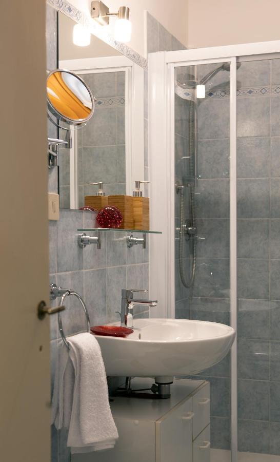 Wine Apartments Florence Bolgheri Bagian luar foto